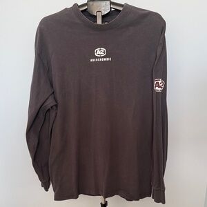 Abercrombie & Fitch Dark Gray Long Sleeve Tee